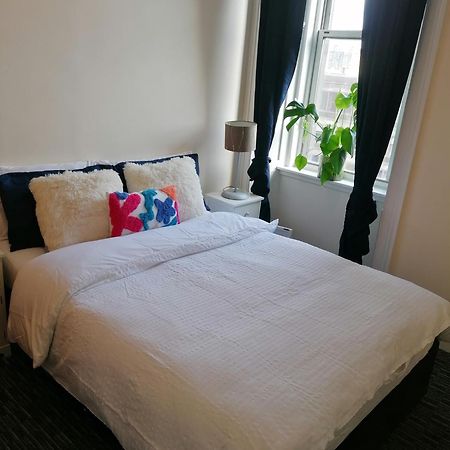 Edinburgh City Center Haymarket Double Room Екстериор снимка