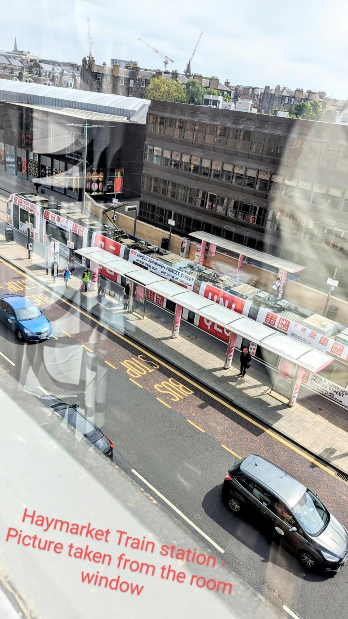 Edinburgh City Center Haymarket Double Room Екстериор снимка